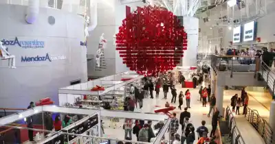 Mendoza se llena de libros: los nombres que llegan a la Feria y el día que no te podés perder