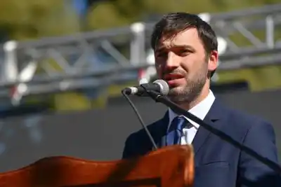 París: Torres juega una carta fuerte para Chubut y hay expectativa por lo que dirá
