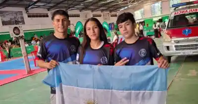 Tres chaqueños volvieron de Bolivia con medallas, pero lo que hicieron para viajar sorprende