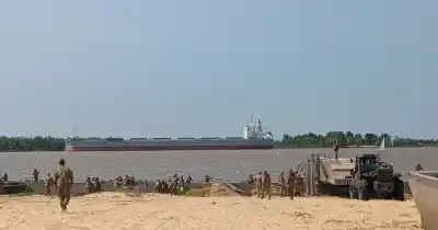 El Ejército moviliza tanques y drones en la playa de Rosario: el motivo detrás del operativo