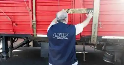 Un video oficial reveló la participación de un empresario vinculado a una causa de evasión millonaria en granos