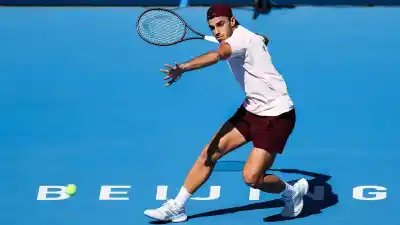 Cerúndolo ganó en Beijing y estiró su mejor momento, pero no fue el único argentino en la cancha