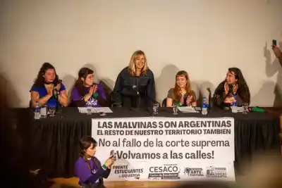 El cruce en el Congreso que antecedió a Bregman en la UNLa: qué dijo ante 400 jóvenes