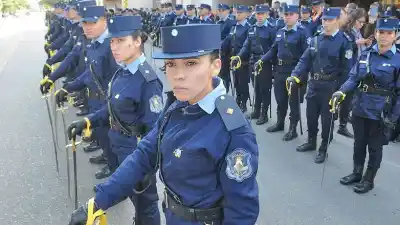 Quintela pone en funciones a 272 nuevos policías y penitenciarios: la cifra que mueve la seguridad en La Rioja