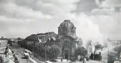 La estación que La Plata quiso esconder y hoy cumple 120 años: la historia del edificio que casi termina en la India
