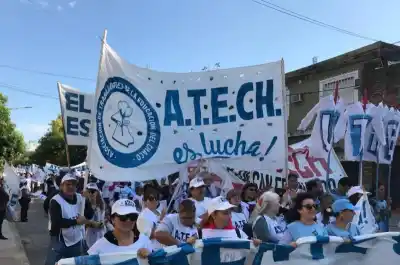 El gremio docente chaqueño estalló contra el InSSSeP: "Usan el dinero de los afiliados para las elecciones 2027"