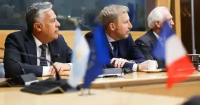 Cornejo fue a París por un crédito millonario: qué puerta se abrió para Mendoza