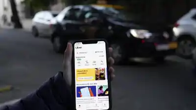 Rosario cerca de legalizar Uber: qué pasará con los taxis y cuánto costará el viaje