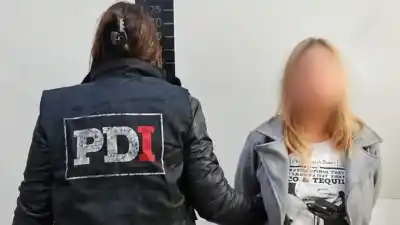 Se hacía llamar doctora Leila Gagliardi: lo que encontró la PDI en el consultorio de Ayacucho al 2400