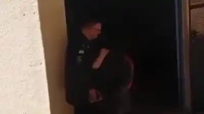 Entró a una escuela de Merlo con una cuchilla y la directora tomó una decisión que terminó con la Policía adentro del aula