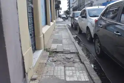 Veredas rotas: el Concejo aprobó una emergencia de dos años y ahora buscan quién paga las obras