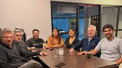 Puente y Manzi se sentaron en la misma mesa: el gesto que reordena la oposición
