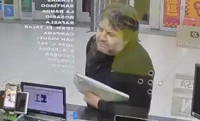 Compró un pasaje a Córdoba y no volvió a aparecer: la foto que puede ayudar a encontrarlo