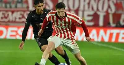 Marcos Rojo faltó otra vez a Racing y su vuelta a Estudiantes quedó a un paso