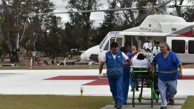 Los vuelos sanitarios de Salta no paran: 23 operativos y 34 pacientes críticos en un mes
