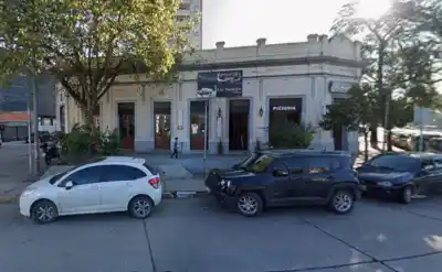 El Savoy, a un paso de dejar de ser hotel: qué función le espera al edificio más antiguo de la ciudad