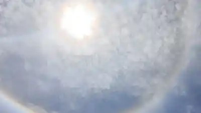 El círculo de luz que apareció alrededor del Sol en Misiones y nadie esperaba ver