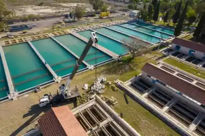 Vientos fuertes en San Juan: Obras Sanitarias refuerza guardias y pide cuidar el agua de los tanques
