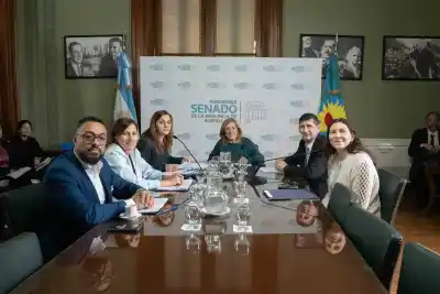 El plan de Berni que pone un techo a las deudas de los estatales bonaerenses