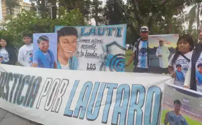 La familia de Lautaro Flores no acepta que la imputada siga en su casa y volvió a la calle
