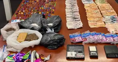 Dos allanamientos en Las Heras dejaron a cuatro personas tras las rejas y un decomiso que llamó la atención