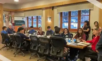 Alumnos del Castex crearon una app que avisa lo que se viene en las calles de Bariloche