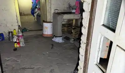 Denunció en Gaiman las condiciones en las que vivía y la respuesta fue un ataque a golpes