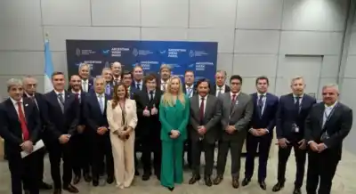 San Juan en París: los inversores ya no piden explicaciones, sueltan una frase que lo dice todo