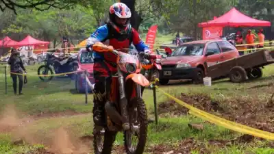 El Torto puso a prueba a los pilotos: así quedó el primer Mini Torneo de Enduro en Alba Posse