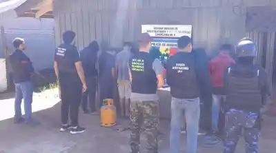 Tres allanamientos simultáneos en Candelaria: cinco detenidos y un hallazgo que abrió otra causa