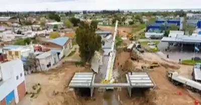 El puente sobre Don Bosco ya tiene su estructura y el Municipio apura un final antes de fin de año