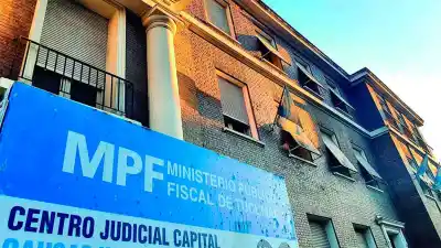 Compraron tres autos con cheques sin fondos: uno de los detenidos intentó cruzar a Uruguay