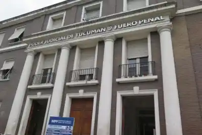 Compraron tres autos con cheques sin fondos y la Justicia ya tiene a dos detenidos: quién es el empresario santiagueño que quedó en la mira