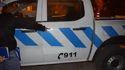 Una gresca en el barrio Norte Bis terminó con un móvil policial dañado y vecinos apedreando a los efectivos