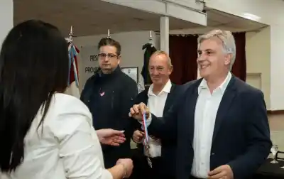Chaján se convierte en el primer pueblo del interior con gasoducto virtual: la obra ya está al 90%