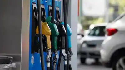 Los surtidores de Rosario ahora deberán mostrar cuánto pagás de impuestos en cada litro