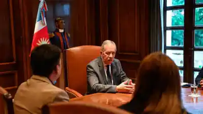 Reunión clave en Casa de Gobierno: ¿Qué acuerdos se firmaron para impulsar el comercio?