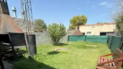 El hijo construyó en el fondo de la casa de su madre: 27 años después, la Justicia definió de quién es el terreno