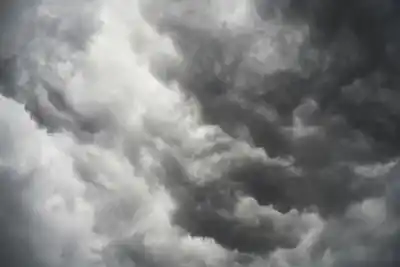 Alerta amarilla en Córdoba: qué se espera esta madrugada y a qué hora complica más