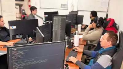 Convierte sentencias en cuentos para chicos: la Justicia de San Juan registró su propia IA