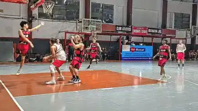 El partido que nadie esperaba: Sanjustino silenció Esperanza y dejó la zona B al rojo vivo