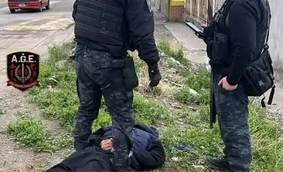 Lo vio dañar su camioneta y sacar la billetera: el detalle que no esperaba el ladrón