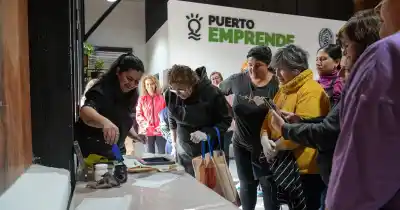 A los 70 años volvió a estudiar: la historia de Noemí que conmueve en Puerto Emprende