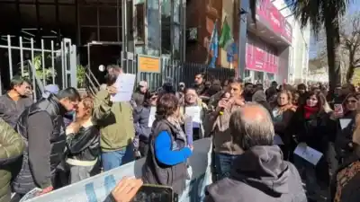 Cobraron el sueldo y no lo podían creer: el detalle que les apareció en el recibo a los judiciales chaqueños
