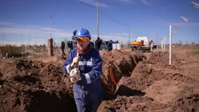 Cutral Co avanza con el gas en la Colonia 2 de Abril: cuántos lotes se suman ahora