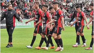 Colón ganó sobre la hora y Rasmussen reveló la deuda que todavía no puede explicar