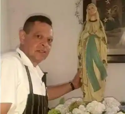 Un trabajador motociclista fue embestido por menores sin licencia y ahora su familia pide ayuda