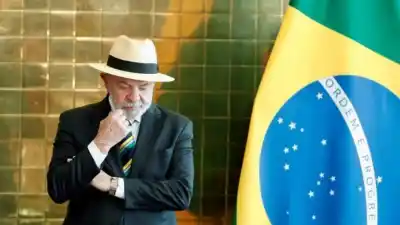 Brasil crece, baja la pobreza y el desempleo, pero Lula podría perder contra el hijo de Bolsonaro