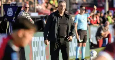 Kudelka explicó por qué no arriesgó ante Lanús: la decisión que evitó un final impensado