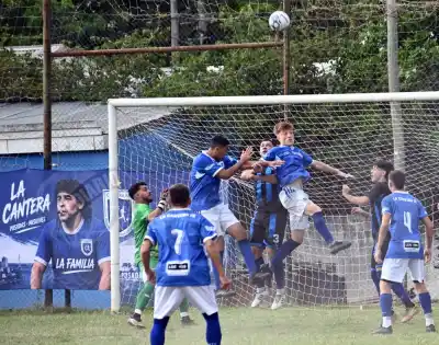 Nacional de Puerto Piray se metió en la segunda fase con una goleada que no se vio venir